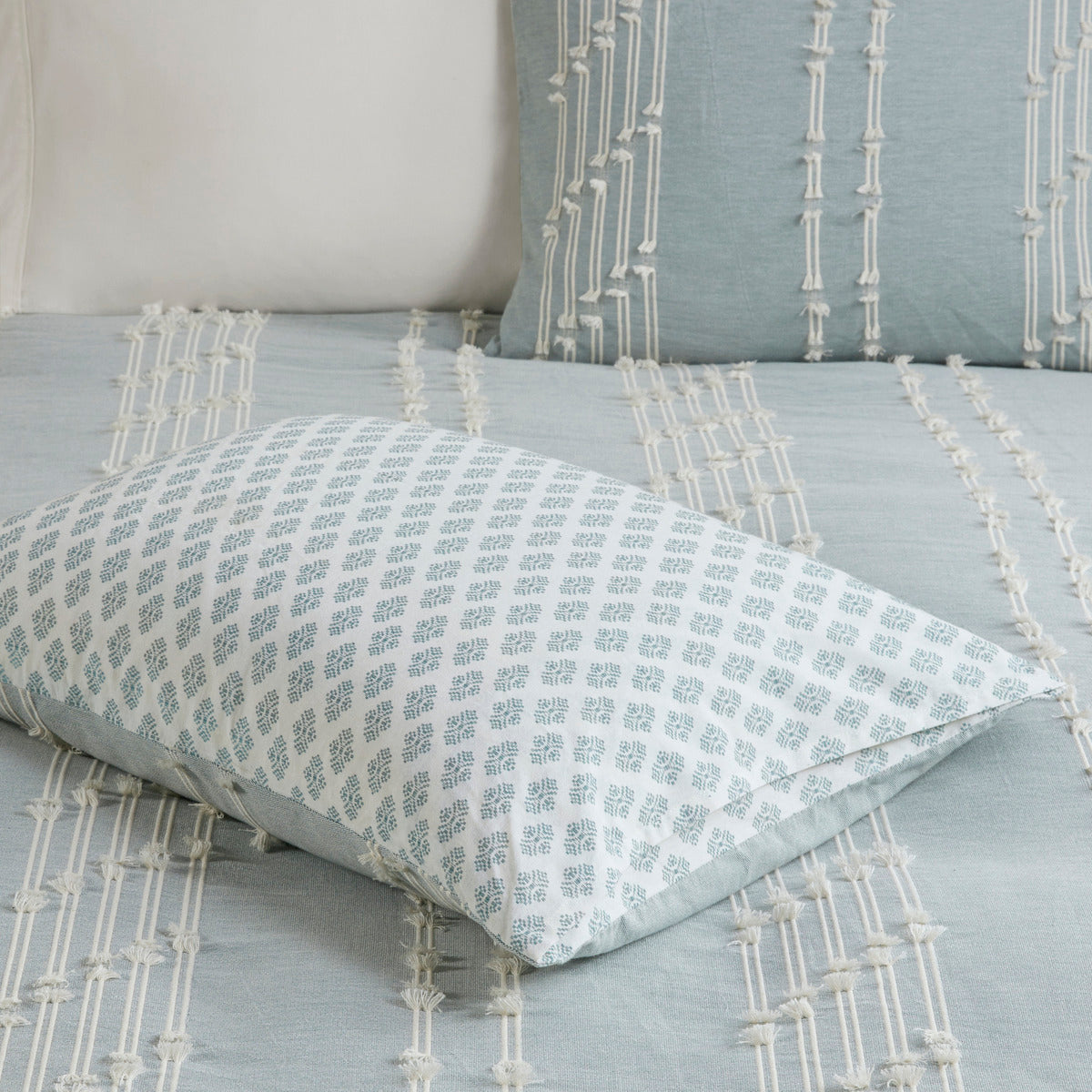 Cotton Jacquard Comforter Set with Reversible Design - Aqua