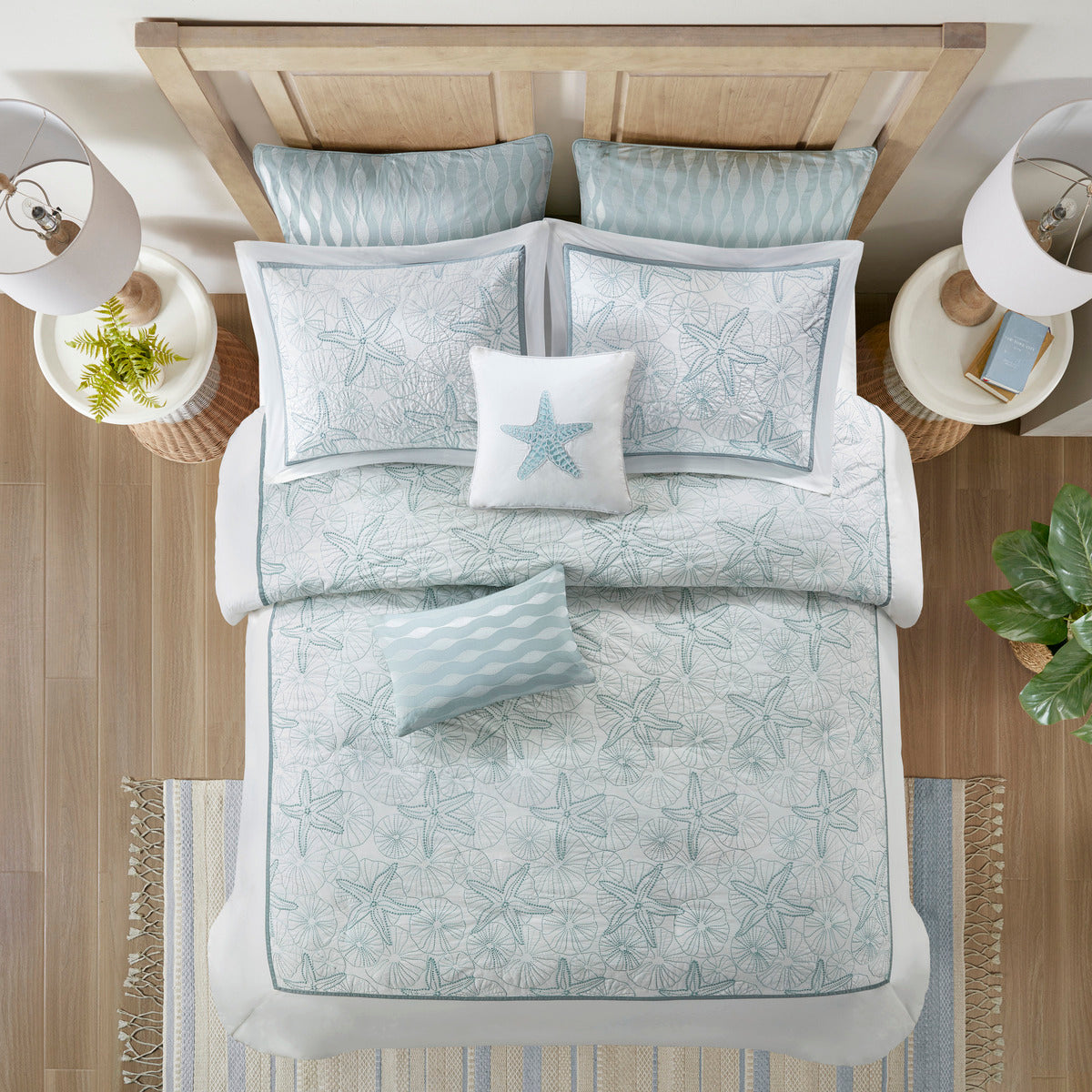 White Cotton Duvet Cover Mini Set with Embroidered Seashells – Full/Queen