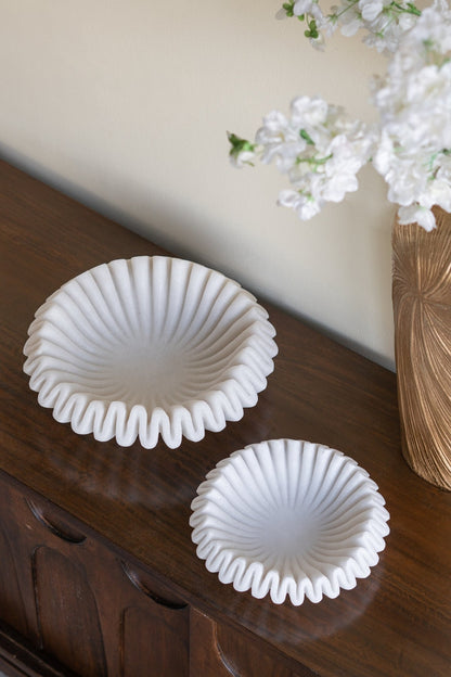 Wavy Sand and Resin Bowl with Textured White Finish - 9.6"