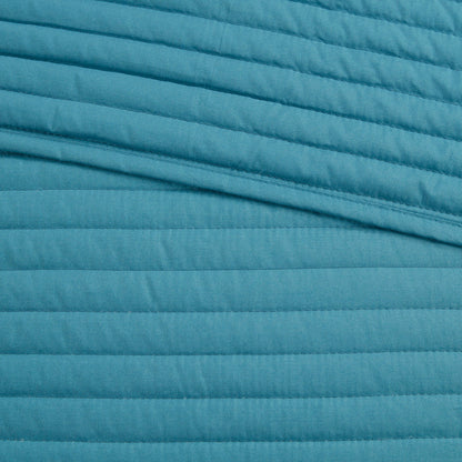 8 Piece Seersucker Comforter and Quilt Set with Hypoallergenic Fill – Aqua King/Cal King