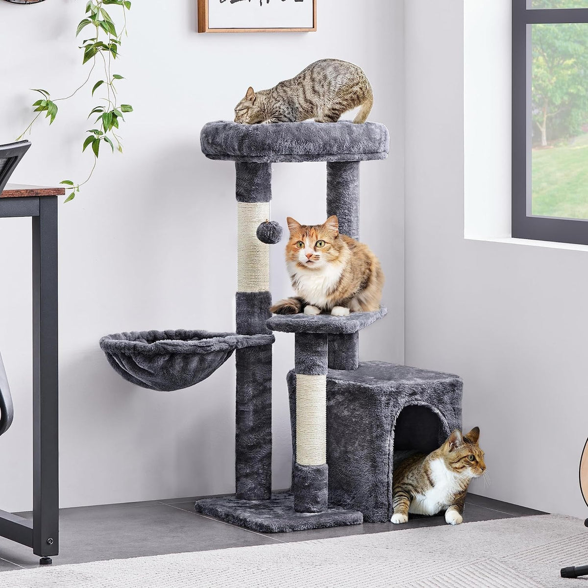 34In Cat Condo with Extra Scratch Boards