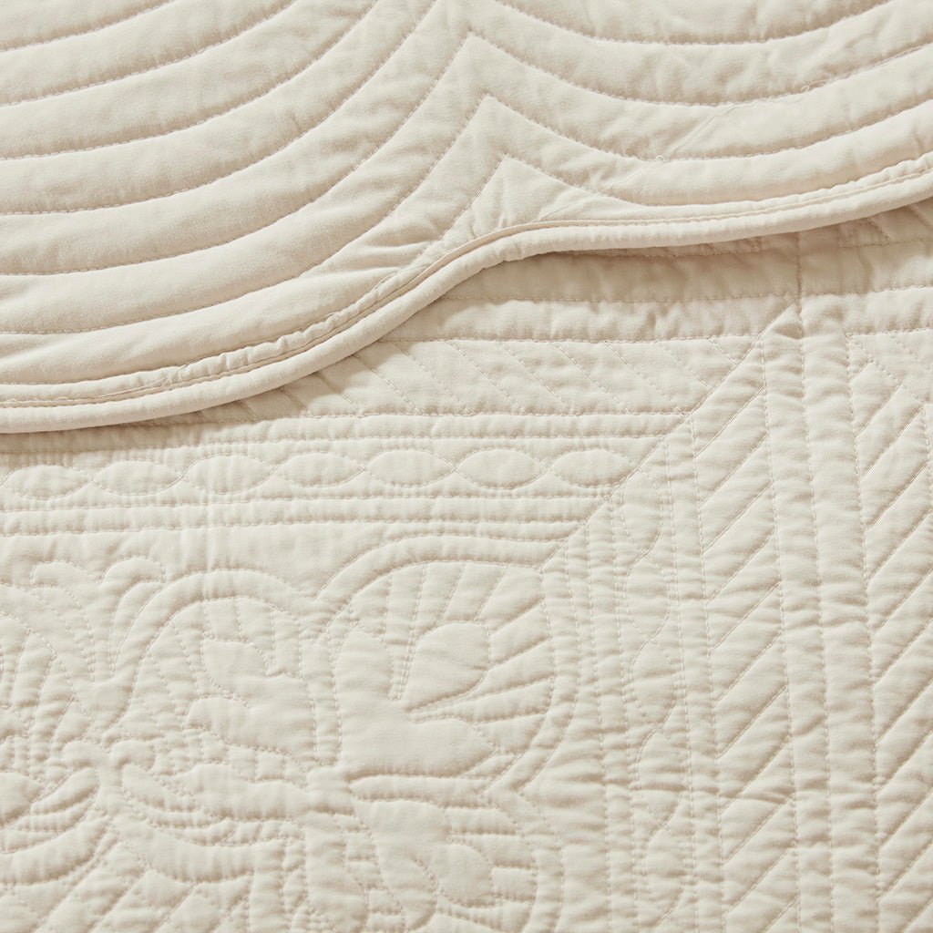 Cream Reversible Quilt Set with Scalloped Edge - 3 Pc Antimicrobial