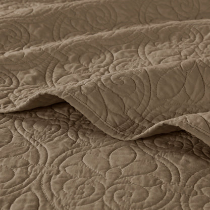 Reversible Quilt Set with Antimicrobial Treatment - Mocha