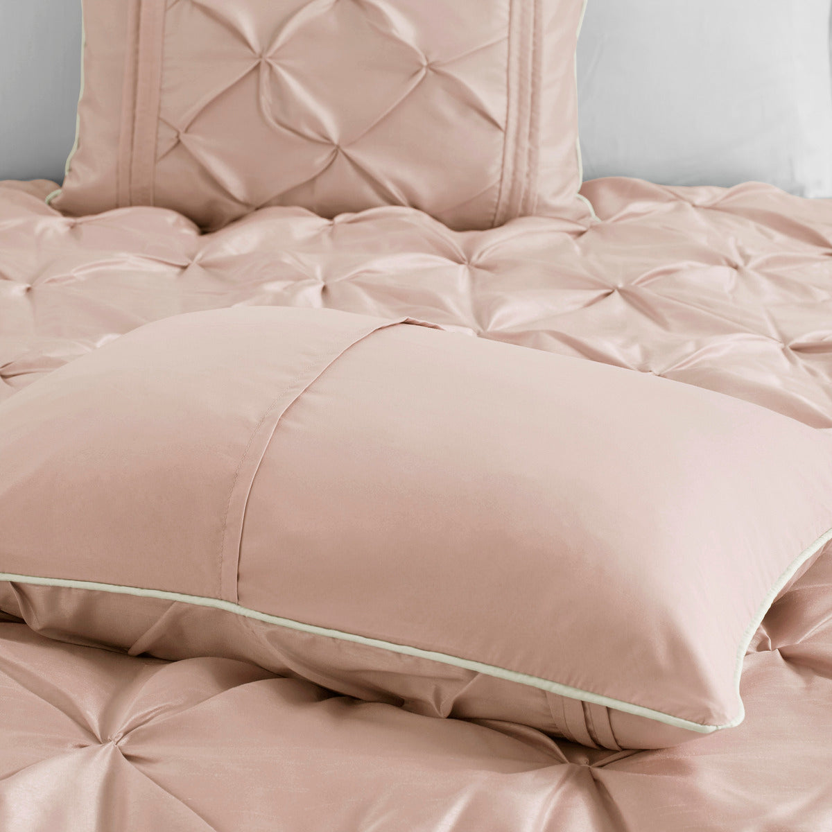 7 Piece Tufted Comforter Set Blush King