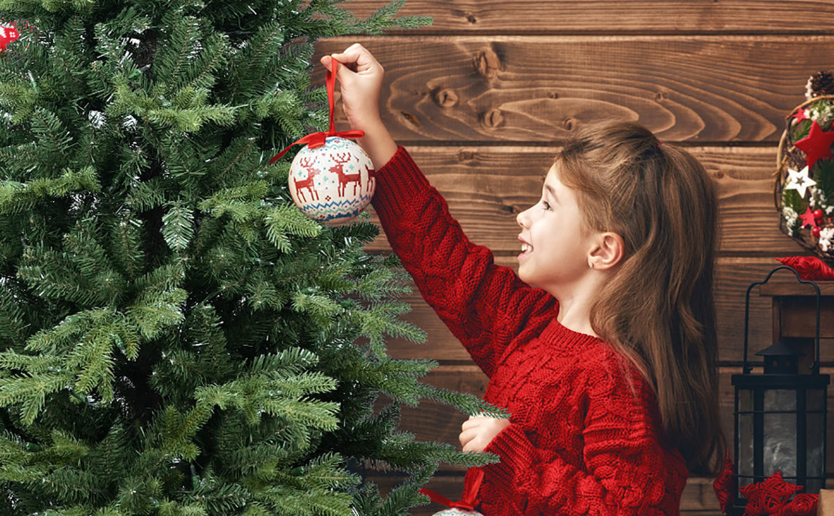 4FT Green PVC and PE Christmas Tree with 919 Tips