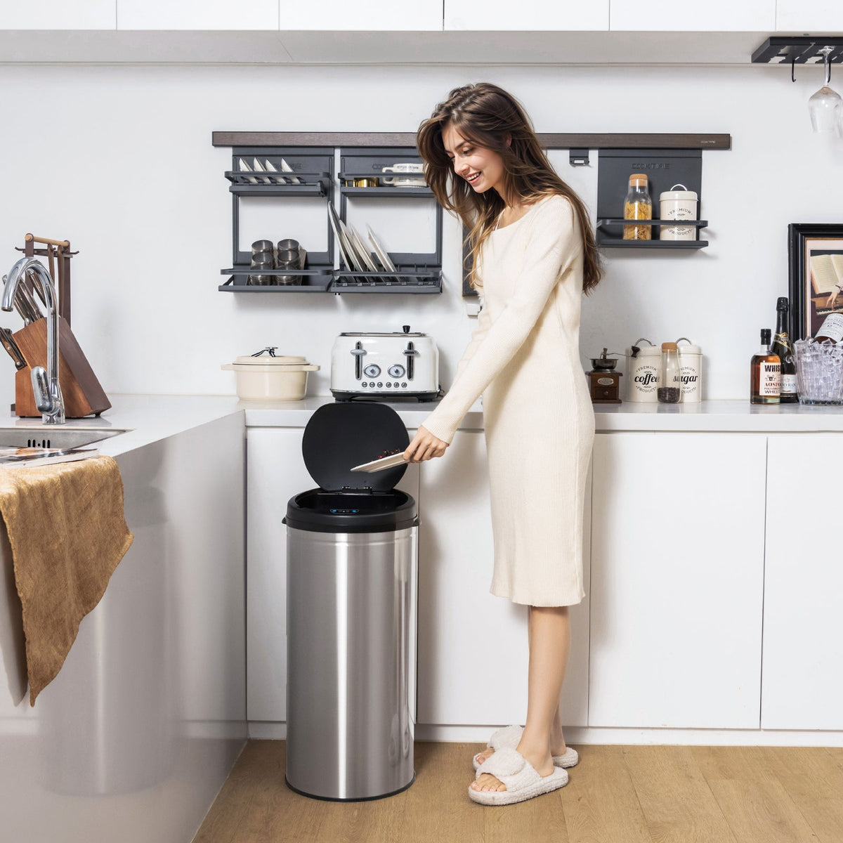 8 Gal Automatic Trash Can with Stainless Steel Frame Touchless Waste Bin-Silver
