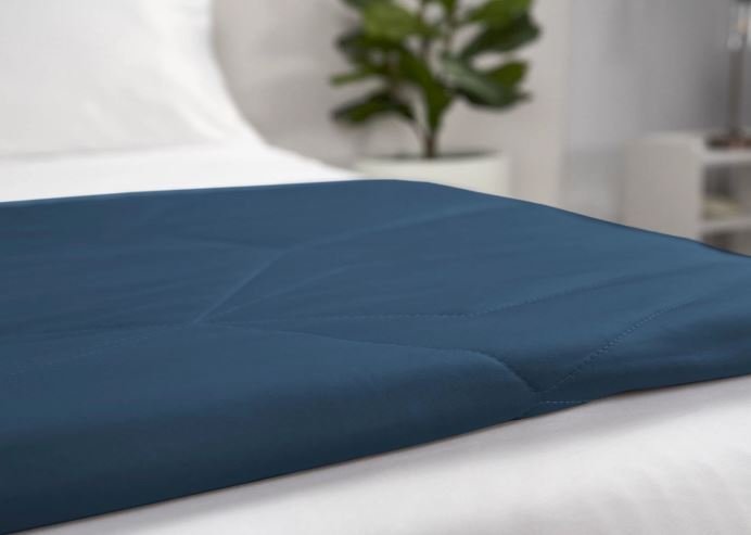 Navy Cooling Blanket with Dual-Sided Performance Fabrics - King Size