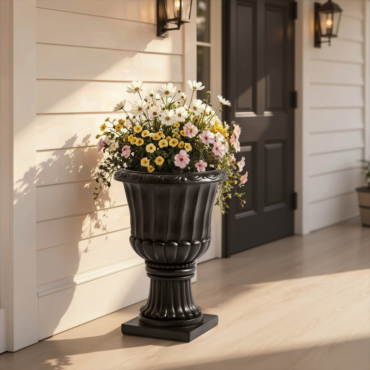 Large-Capacity European Pedestal Urn Outdoor Garden Planter - Black