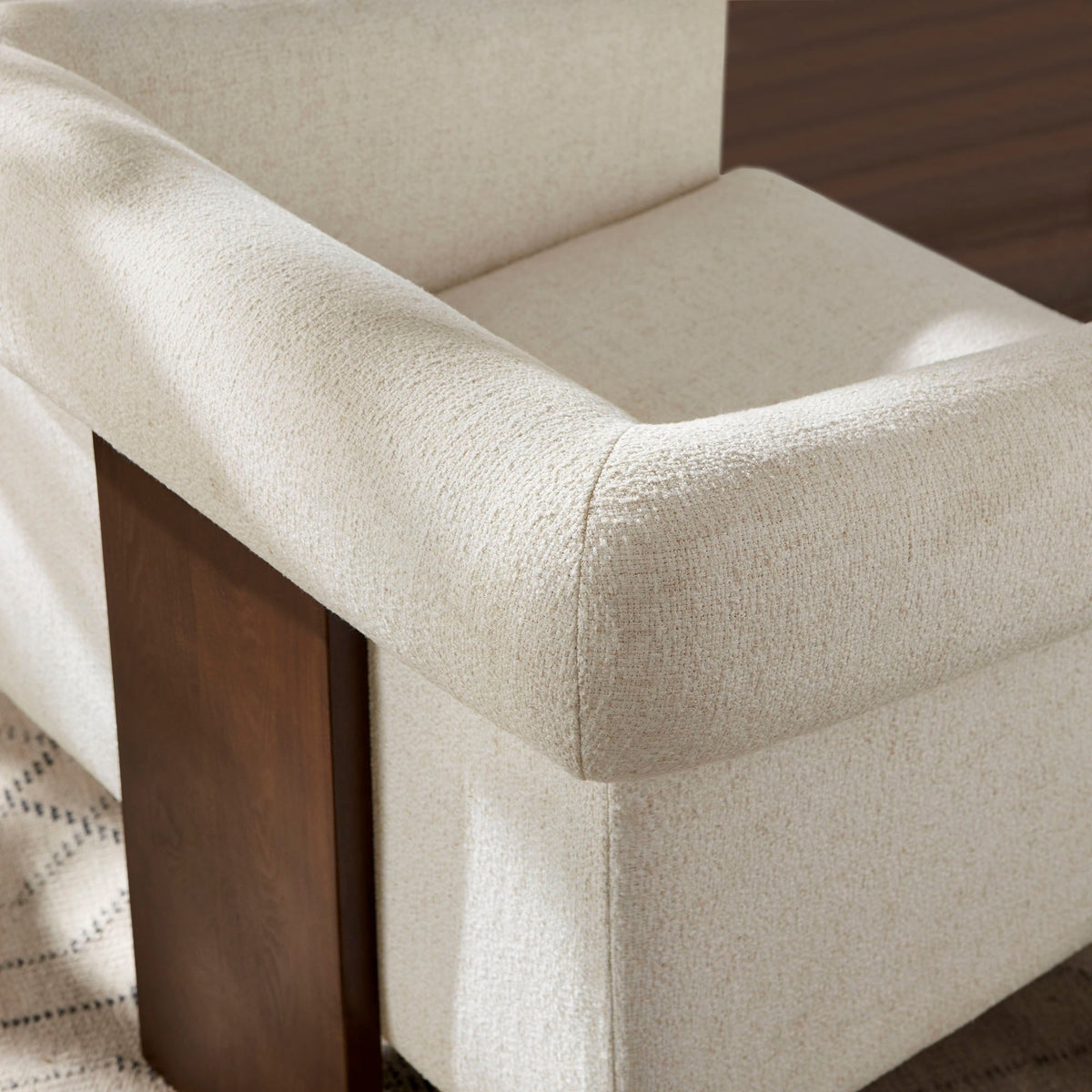 Halbrook Linen Blend Tripod Accent Chair by Modway