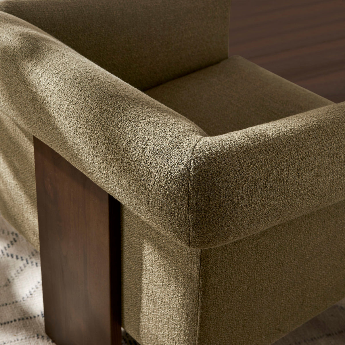 Halbrook Linen Blend Tripod Accent Chair by Modway