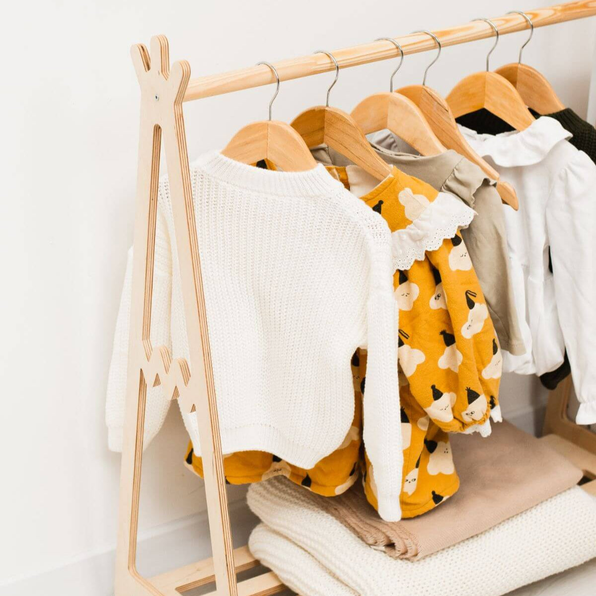 Teepee Clothing Rack