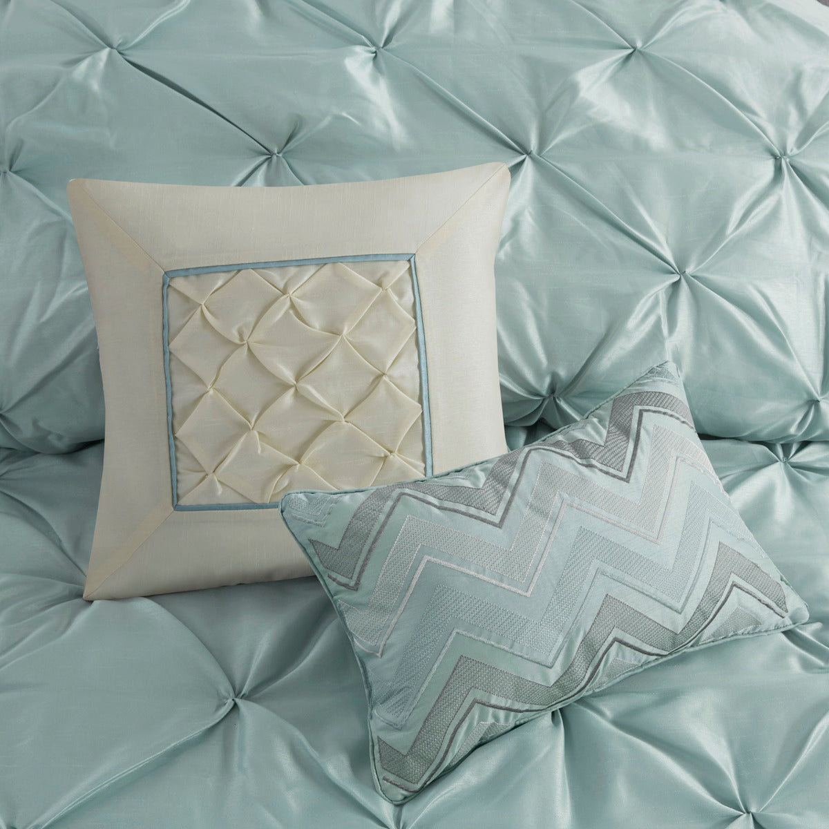 7 Piece Tufted Comforter Set - Seafoam King