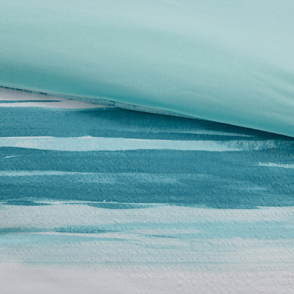 8 Piece Seersucker Comforter and Quilt Set with Hypoallergenic Fill – Aqua King/Cal King