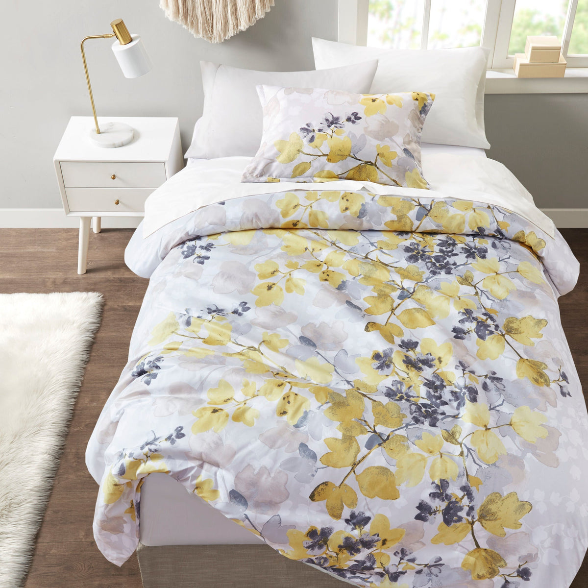 Yellow Queen Comforter Set with Bed Sheets - Microfiber, Hypoallergenic Fill