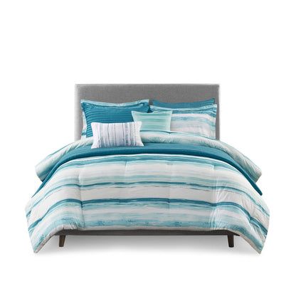 8 Piece Seersucker Comforter and Quilt Set with Hypoallergenic Fill – Aqua King/Cal King