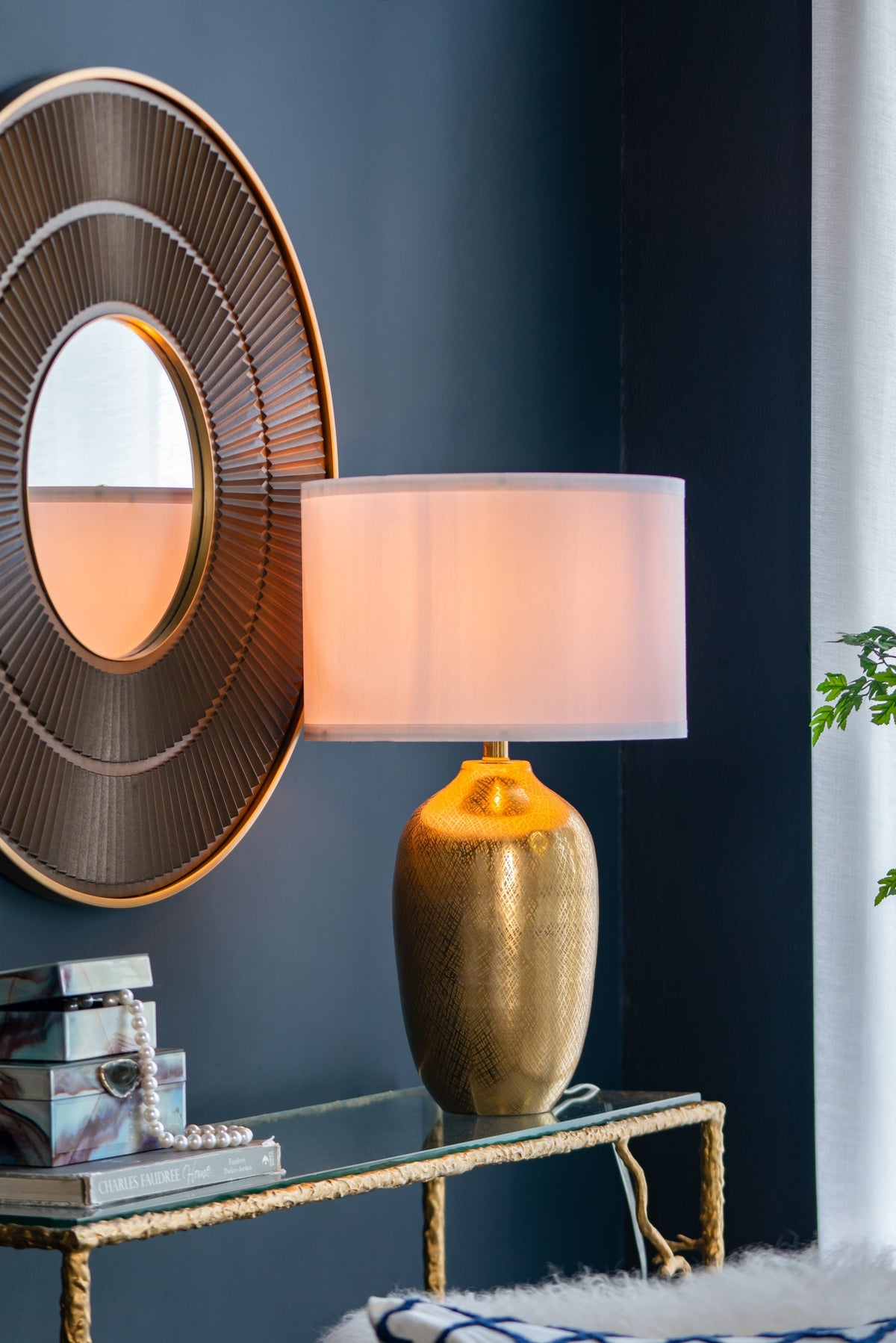 Round Aluminum Table Lamp with Fabric Shade - Gold