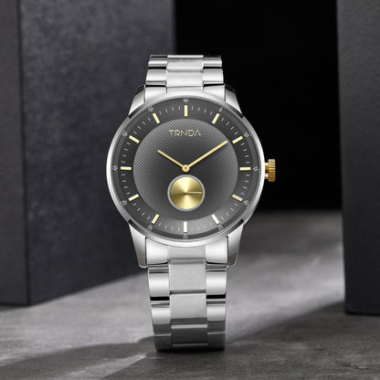 TRNDA TRENDY STAINLESS STEEL MEN'S WATCH - TIMELESS GOLD & SILVER FASHION STATEMENT