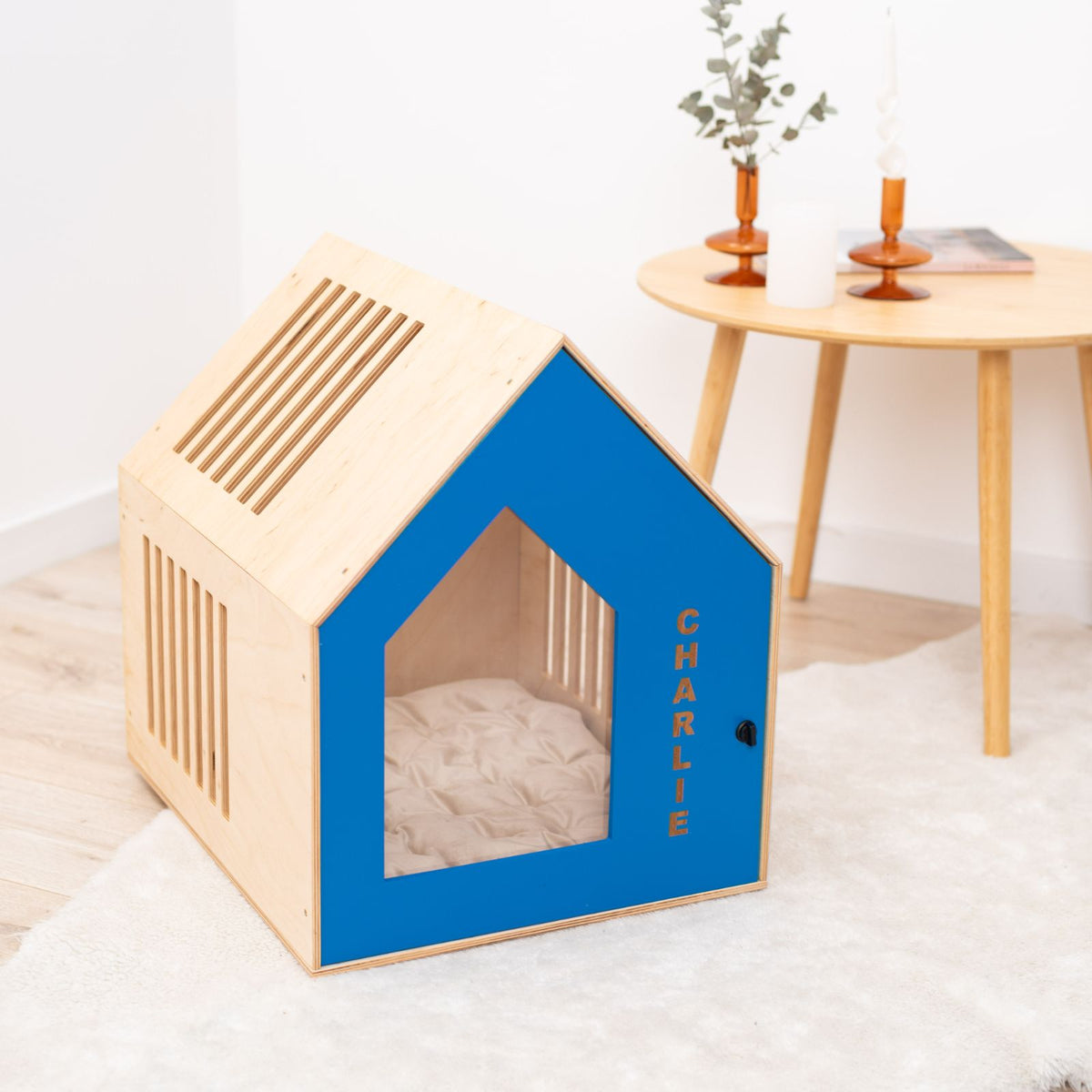 Booth-Style Wooden Dog House - Blue